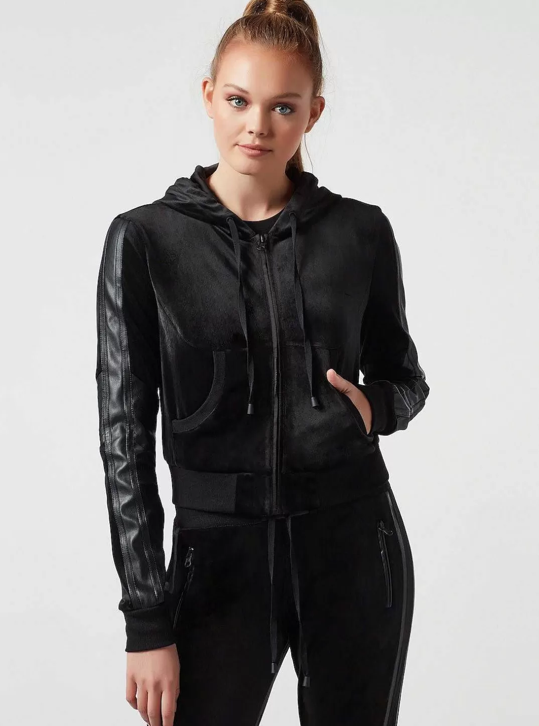 Blanc Noir Sweat A Capuche Court Interpol^Femmes Vêtements De Sport